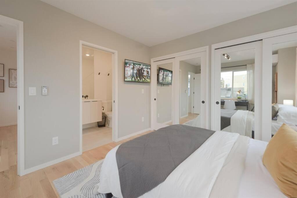 Charm, Near University, 3 Bedroom W&d, Fast Wifi Seattle