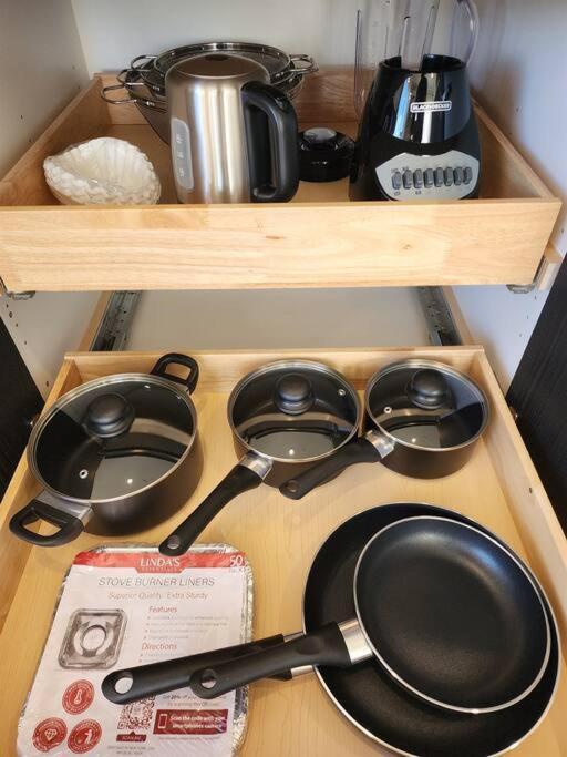 Charm, Near University, 3 Bedroom W&d, Fast Wifi * Seattle
