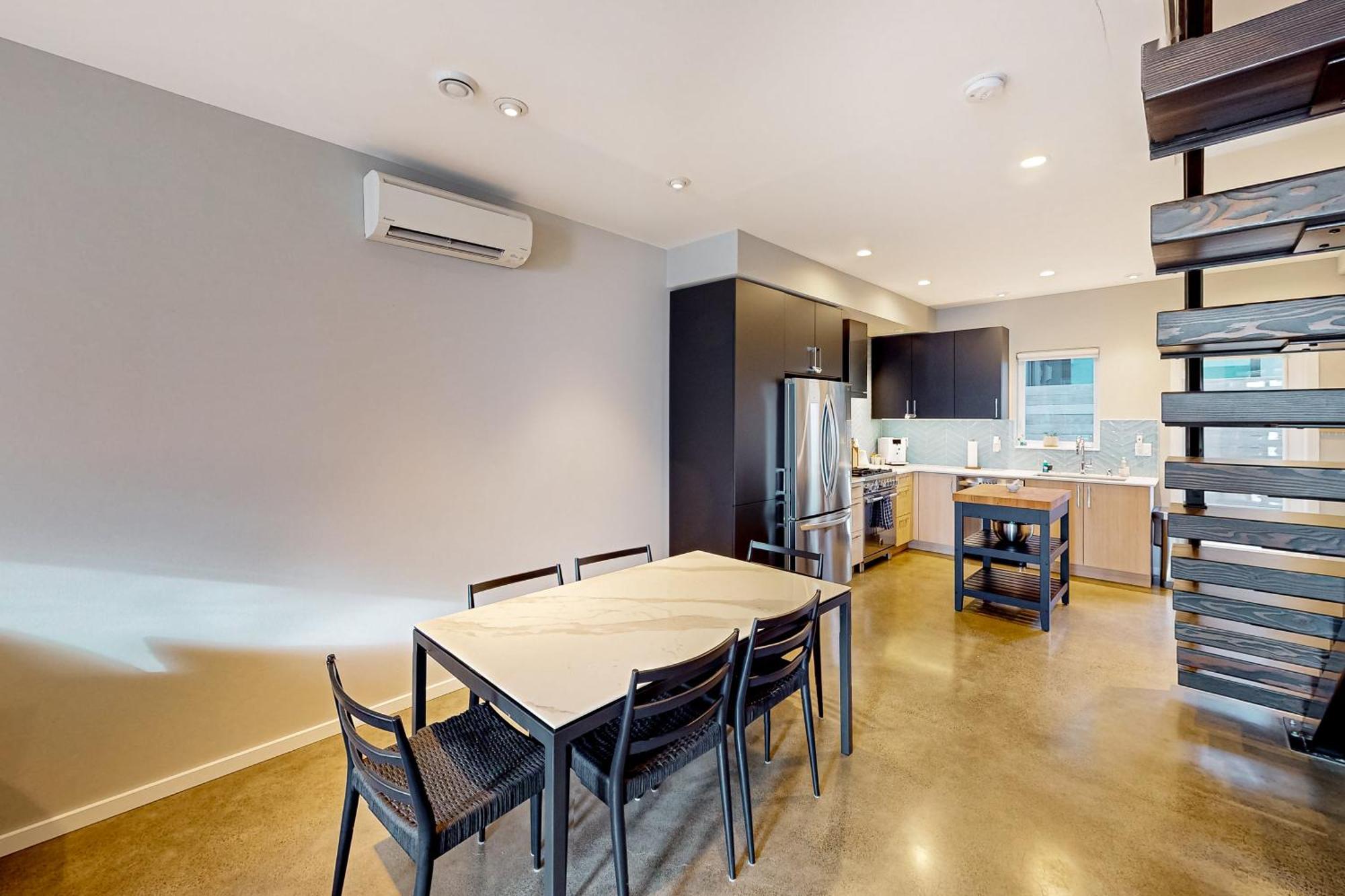Holiday home Luxury Ballard Townhome *