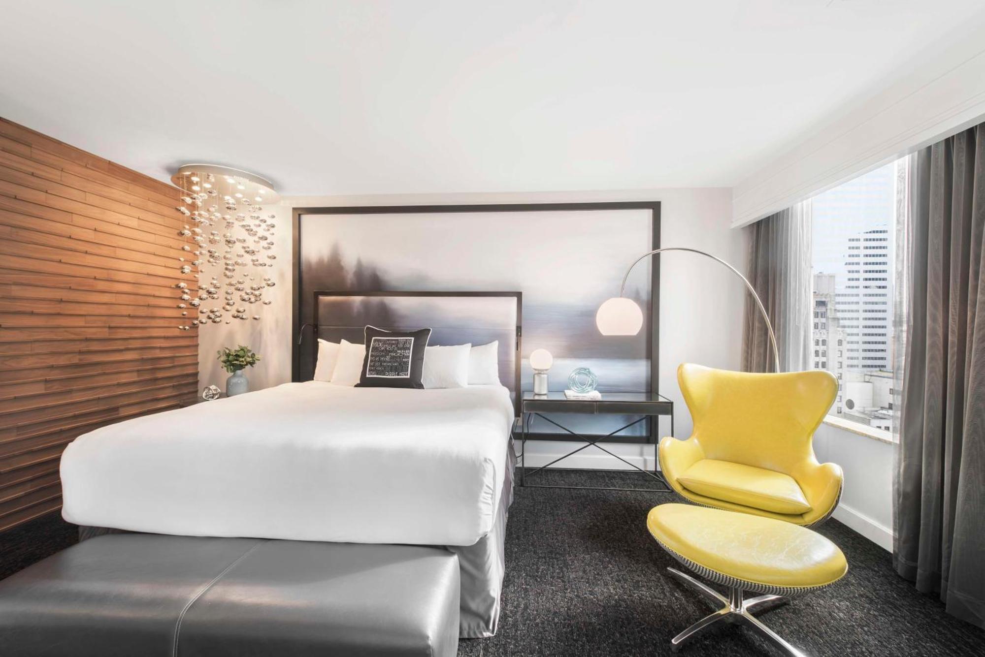 Hilton Motif Hotel 4*