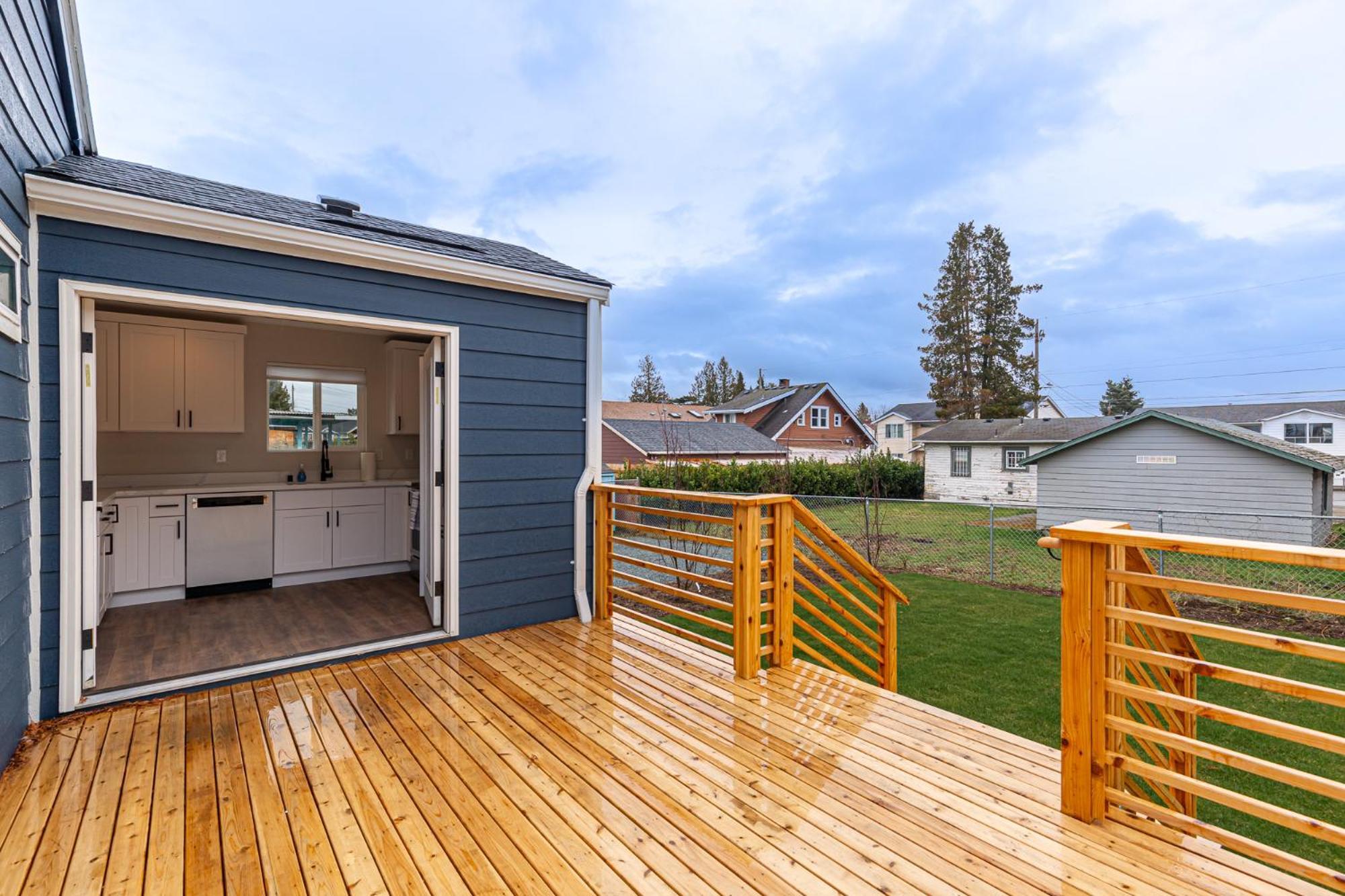 Beautifully Remodeled Rambler In South * Seattle