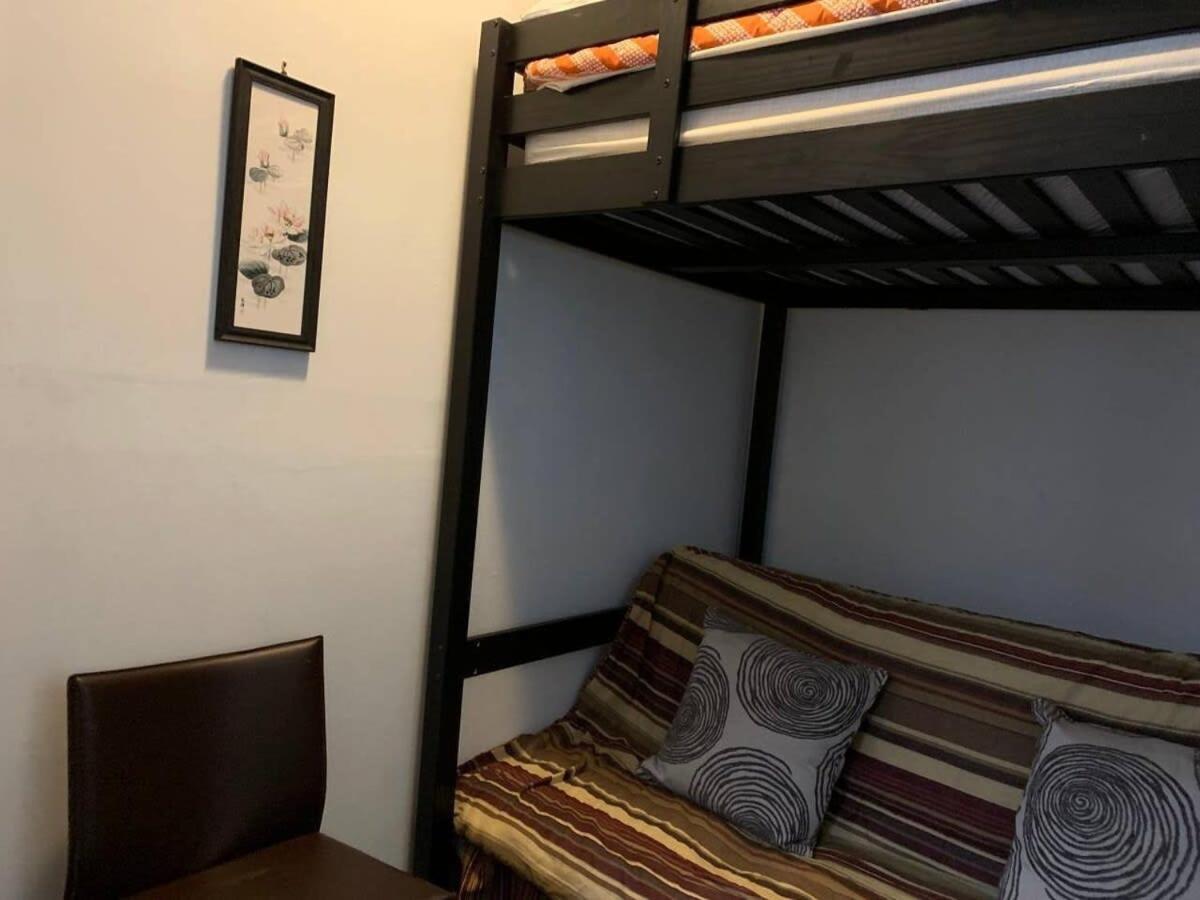 Holiday home A-capital Hill Hideaway *