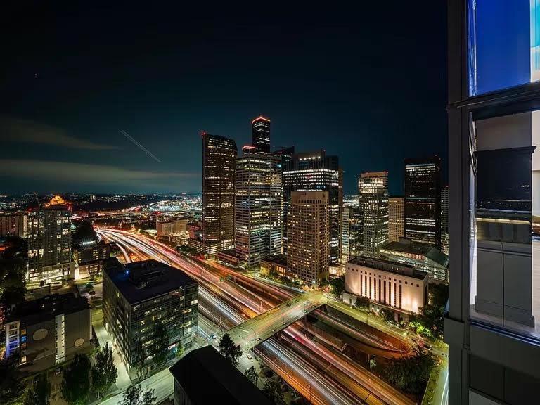 Luxury 1 Bedroom 1bath Convention Center Seattle