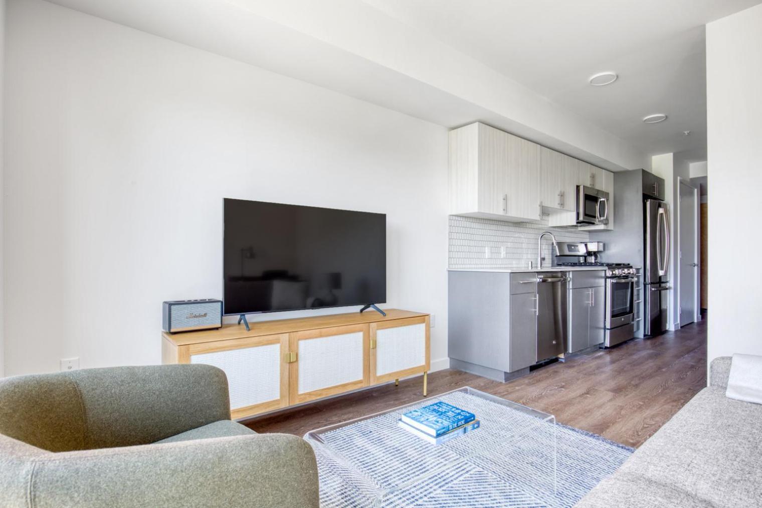 Apartment First Hill 1br W Gym Lounge Roof 90 Walk Score Sea-150 *