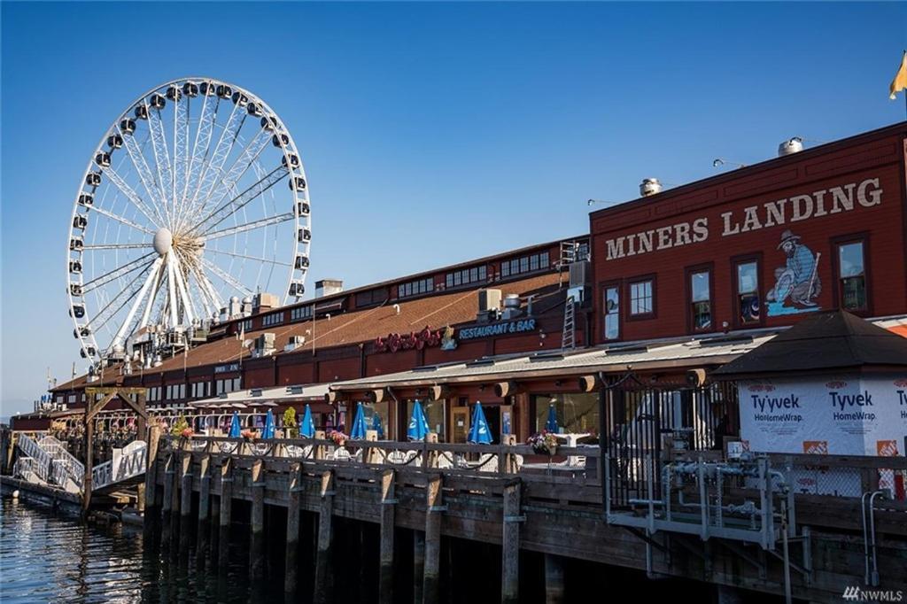 New Downtown 2 Beds, 2 Baths Waterfront Alaska 335 Seattle