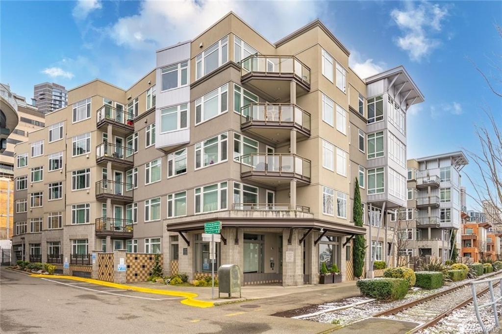 New Downtown 2 Beds, 2 Baths Waterfront Alaska 335 * Seattle