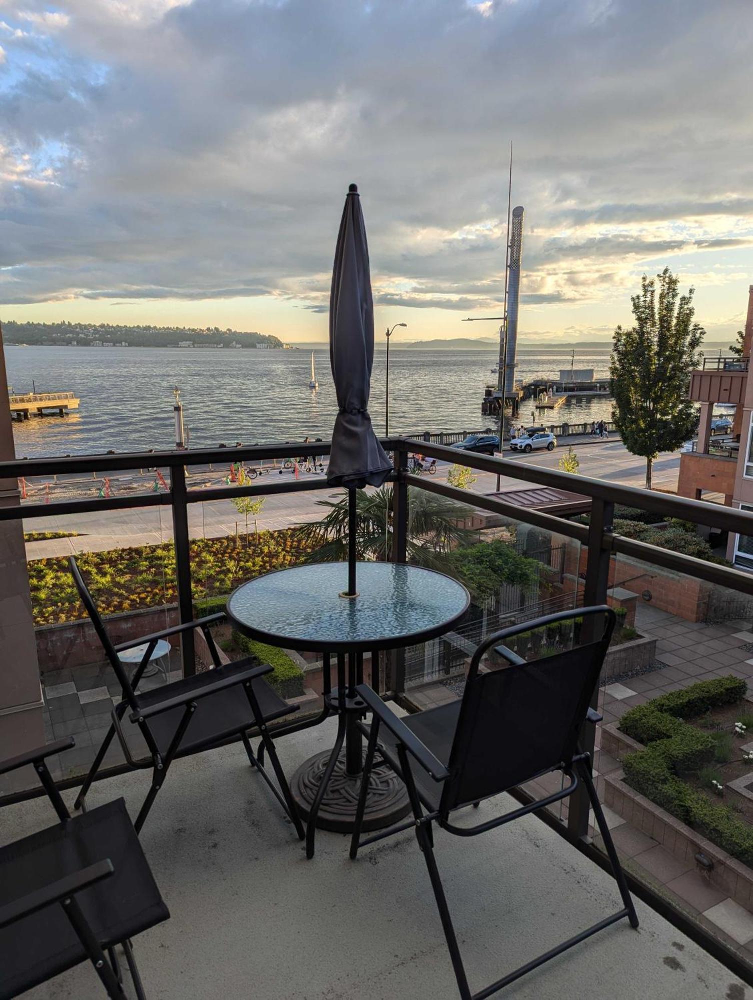 New Downtown 2 Beds, 2 Baths Waterfront Alaska 335 Holiday home Seattle