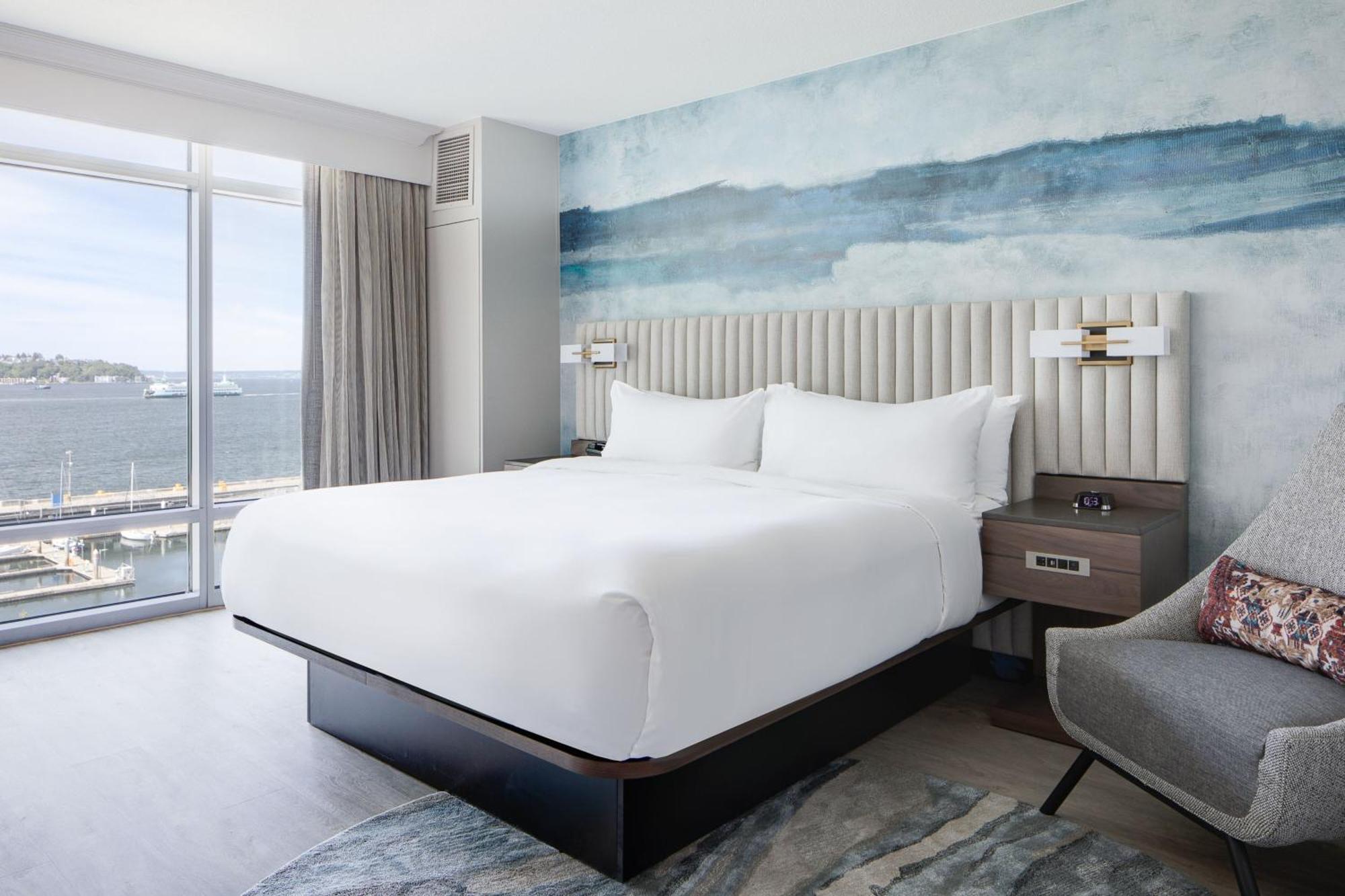 Marriott Waterfront Hotel