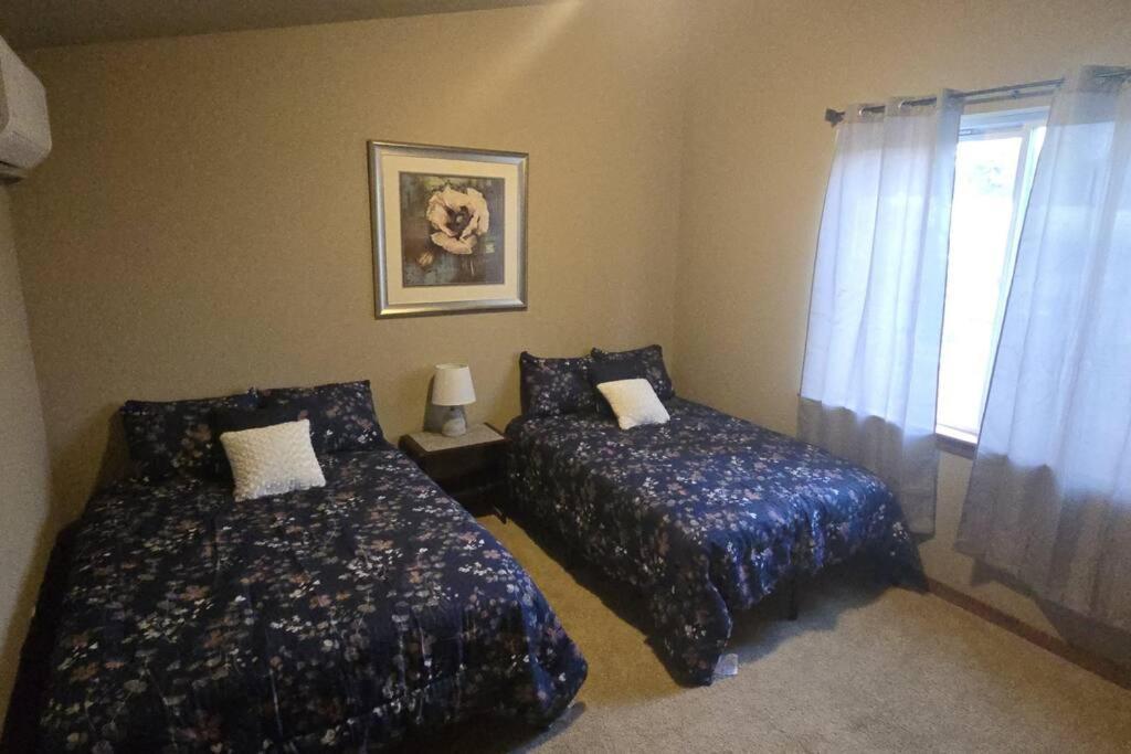 Vibrant Living In Harmony, Unit C