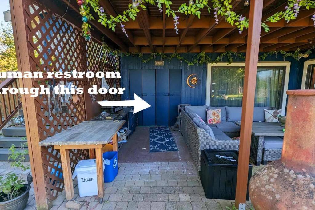 The Gogh - A Cozy, Creative Retreat *