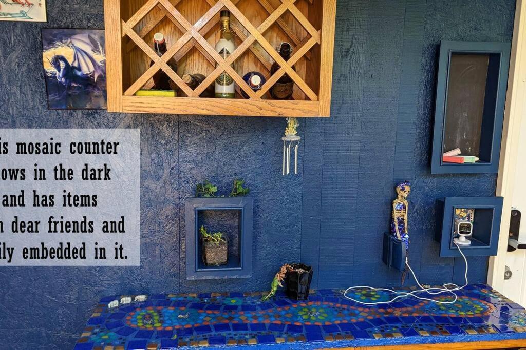 The Gogh - A Cozy, Creative Retreat Apartment