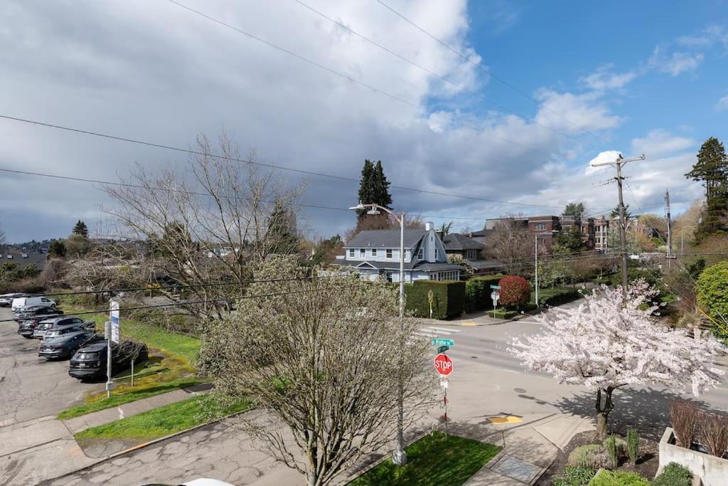 Stunning Capitol Hill 1bd