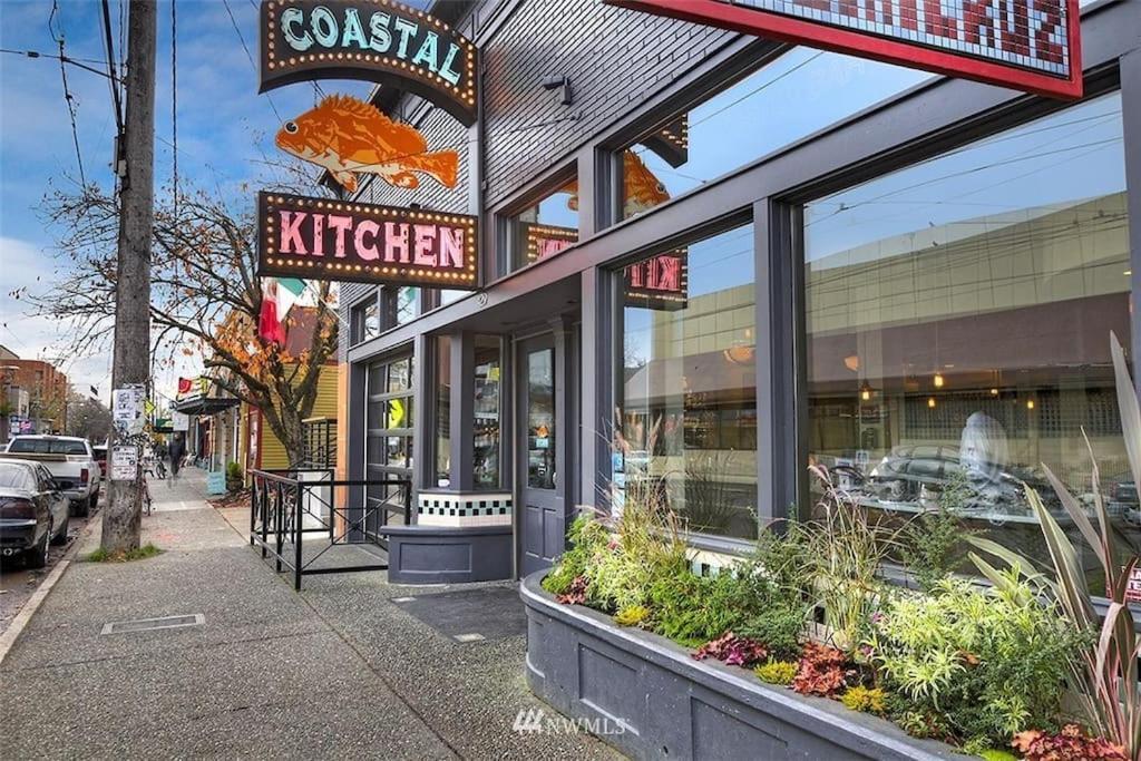 Stunning Capitol Hill 1bd Seattle