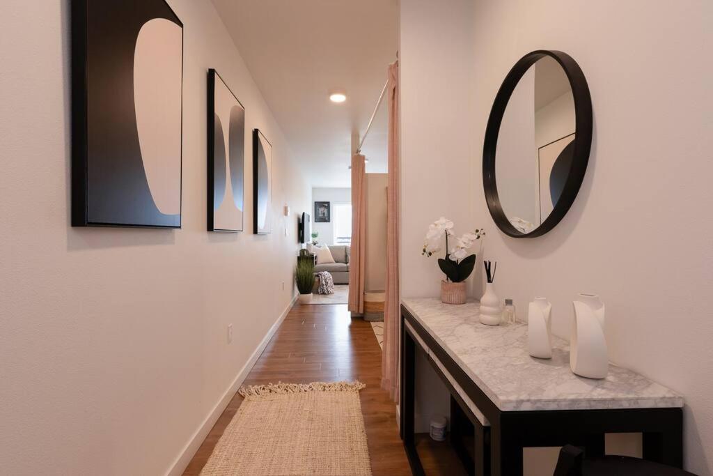 Apartment Stunning Capitol Hill 1bd Seattle