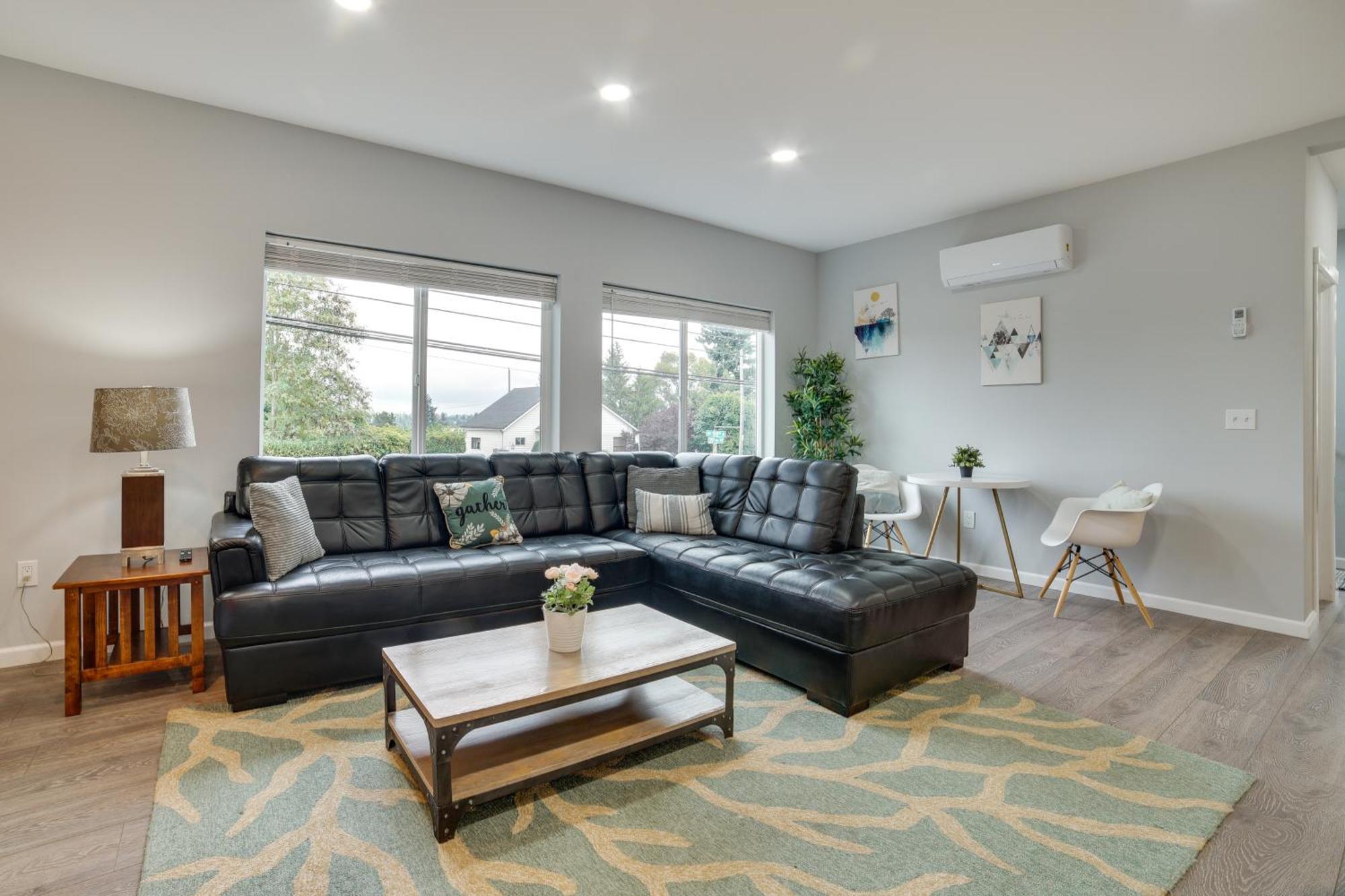 Holiday home Luxe Vacation About 9 Mi To Downtown!