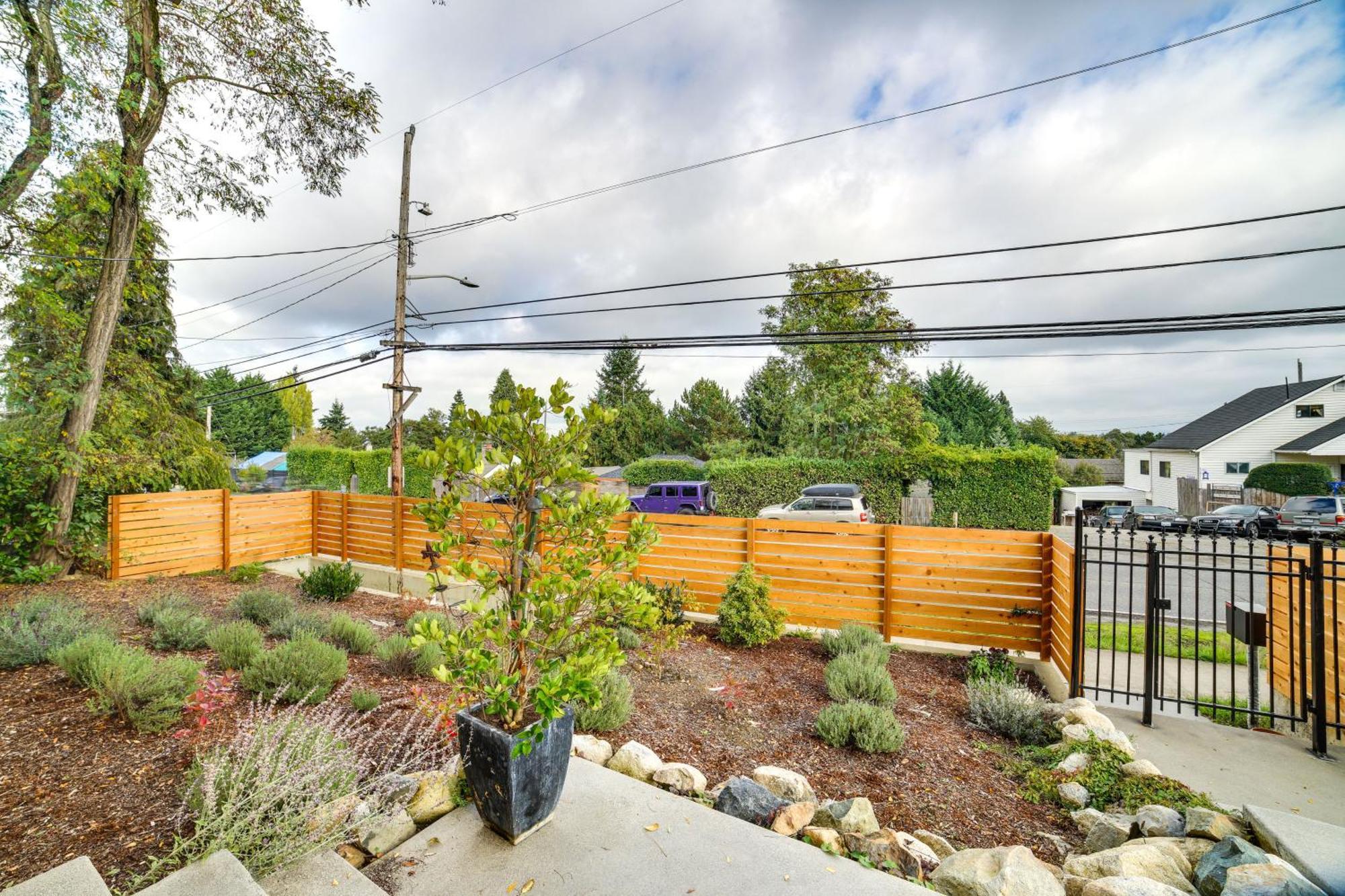 Holiday home Luxe Vacation About 9 Mi To Downtown! *