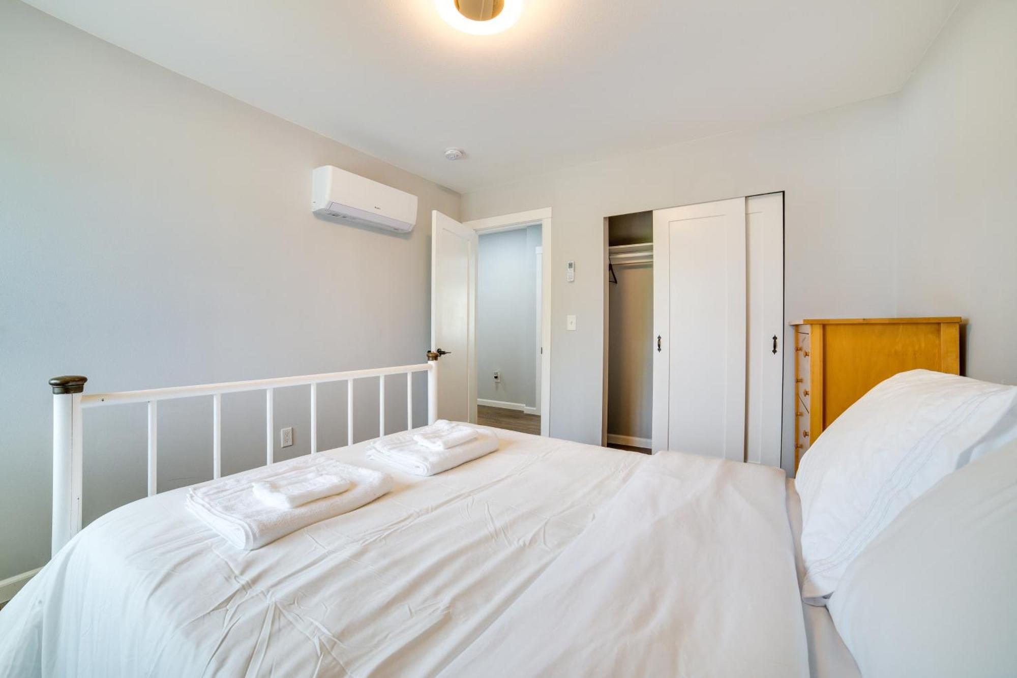 Luxe Vacation About 9 Mi To Downtown! Holiday home *