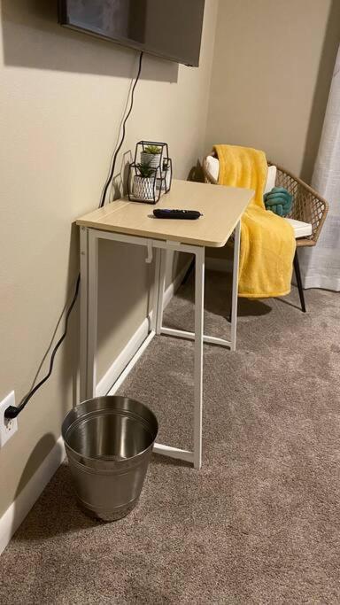 Vibrant 2bed - Stroll To Sea Space Needle Apartment