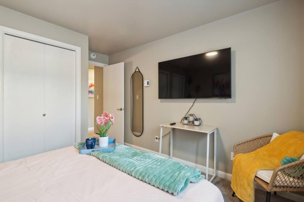 Vibrant 2bed - Stroll To Sea Space Needle