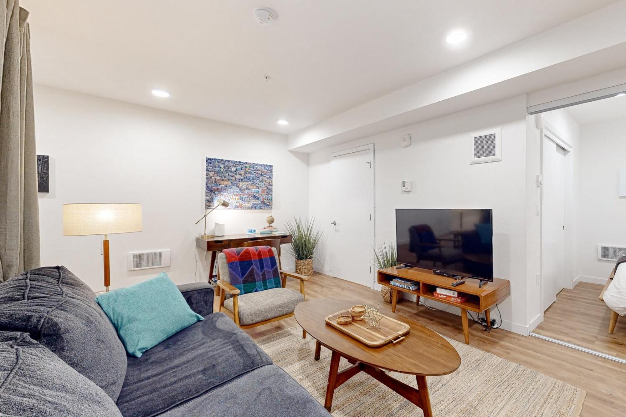 Atrium Unit 105 Seattle