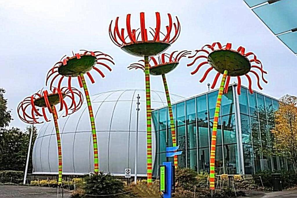 Walker's Paradise 1 With 2 Free Parking Lots