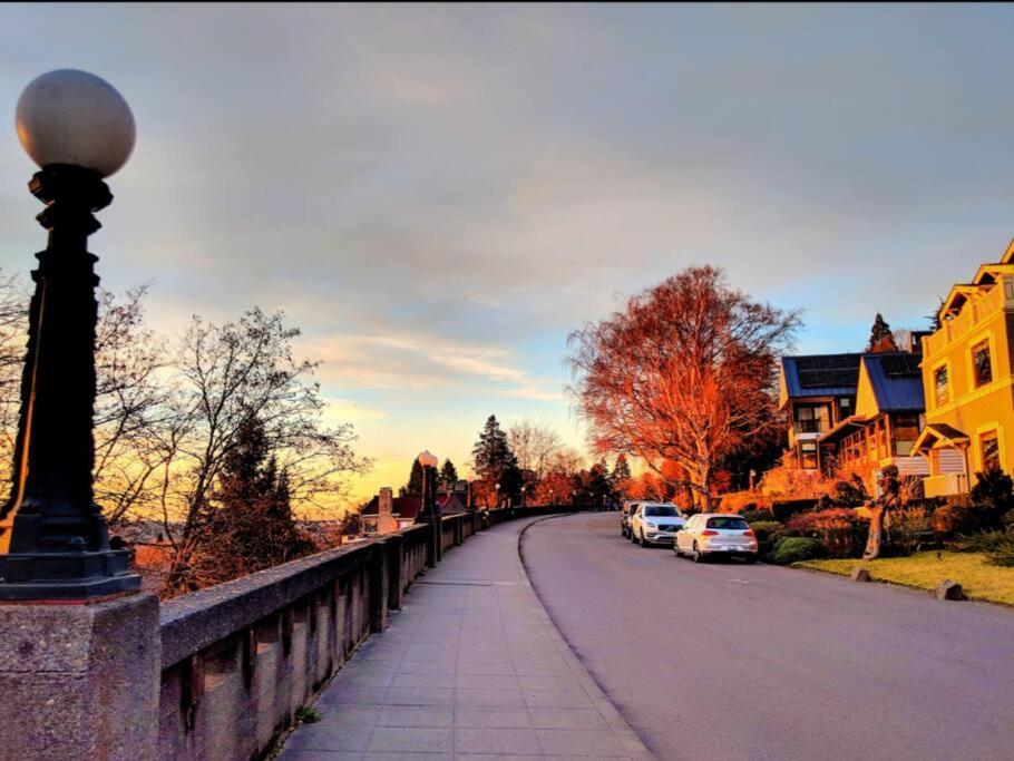 Holiday home Walker's Paradise 1 With 2 Free Parking Lots Seattle