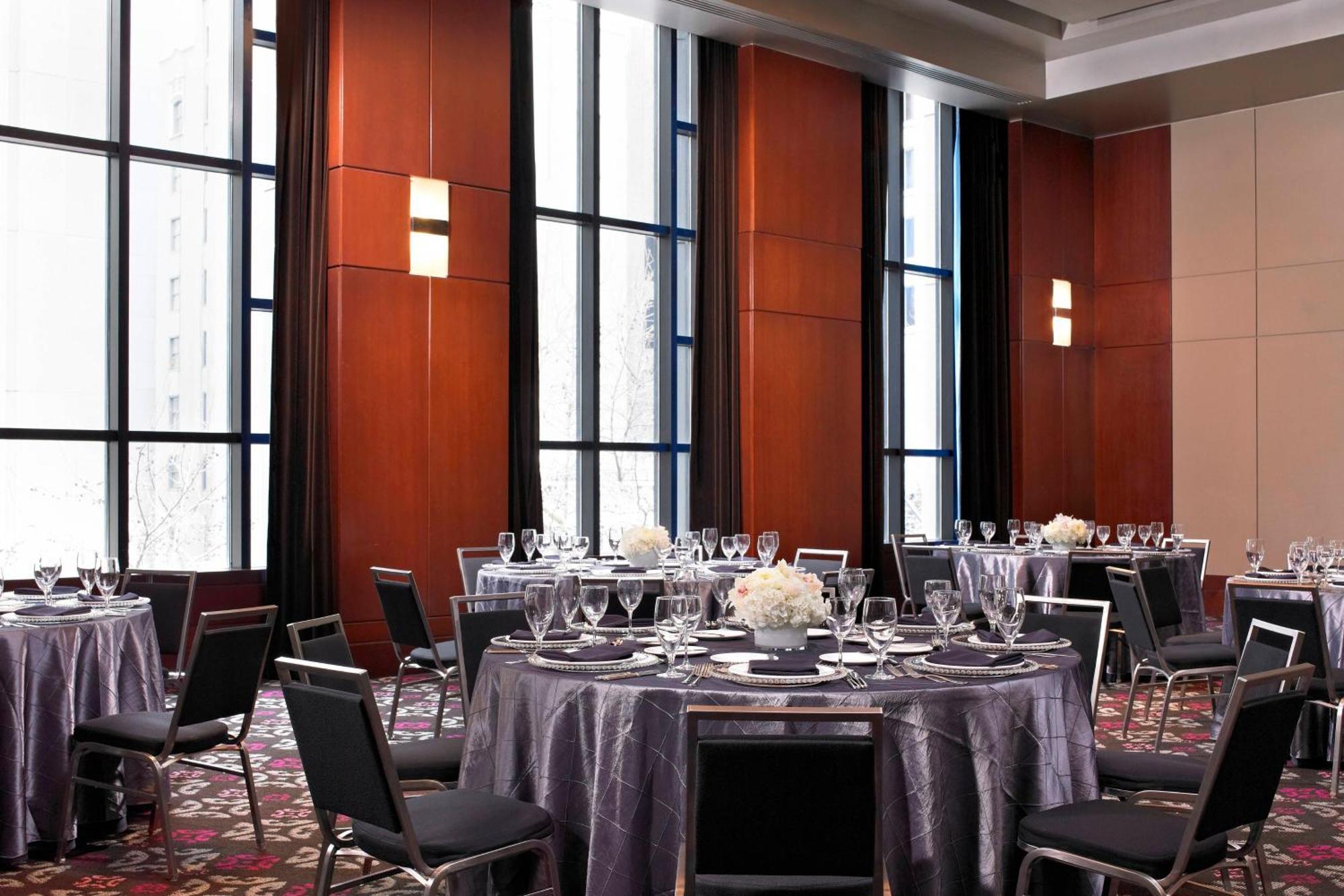 Hotel W 4*