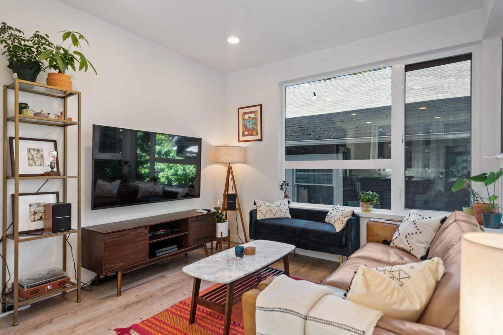 Urban Abode 22 By Betterstay