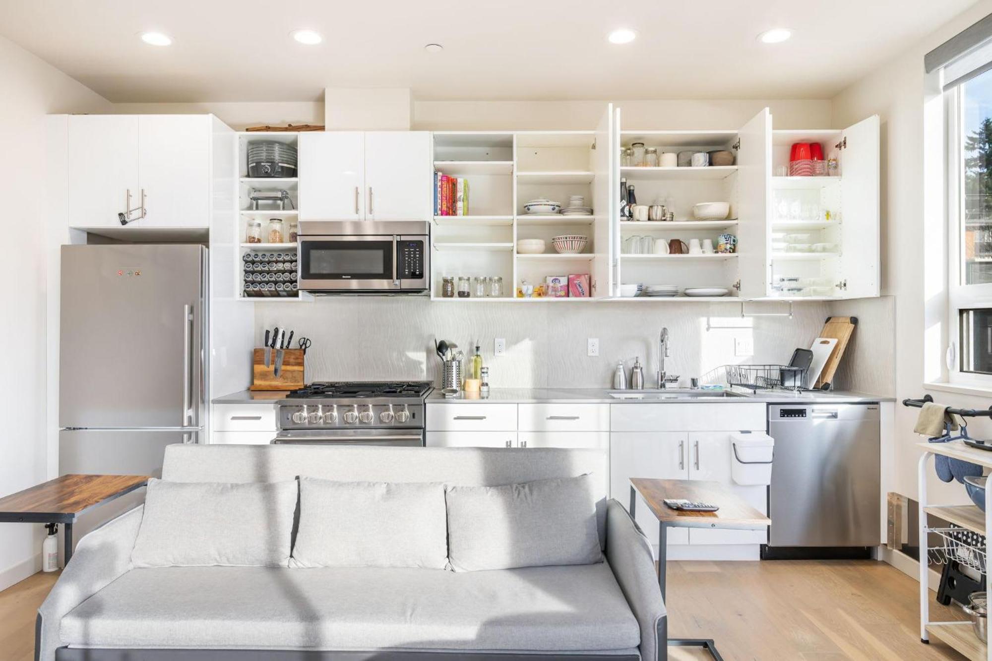 The Canal 9a By Betterstay Holiday home