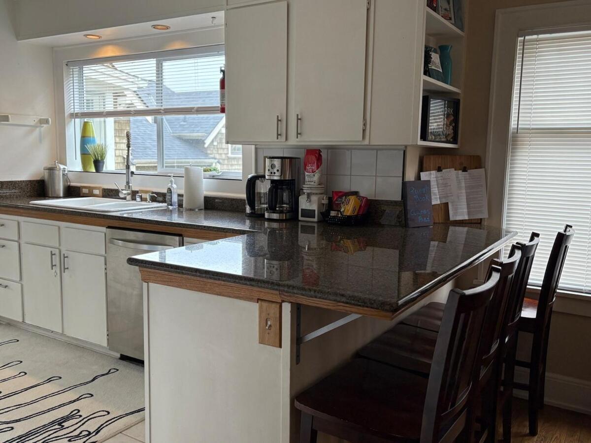 Apartment Queen Bea-seattle-queen Anne-upper Level Seattle