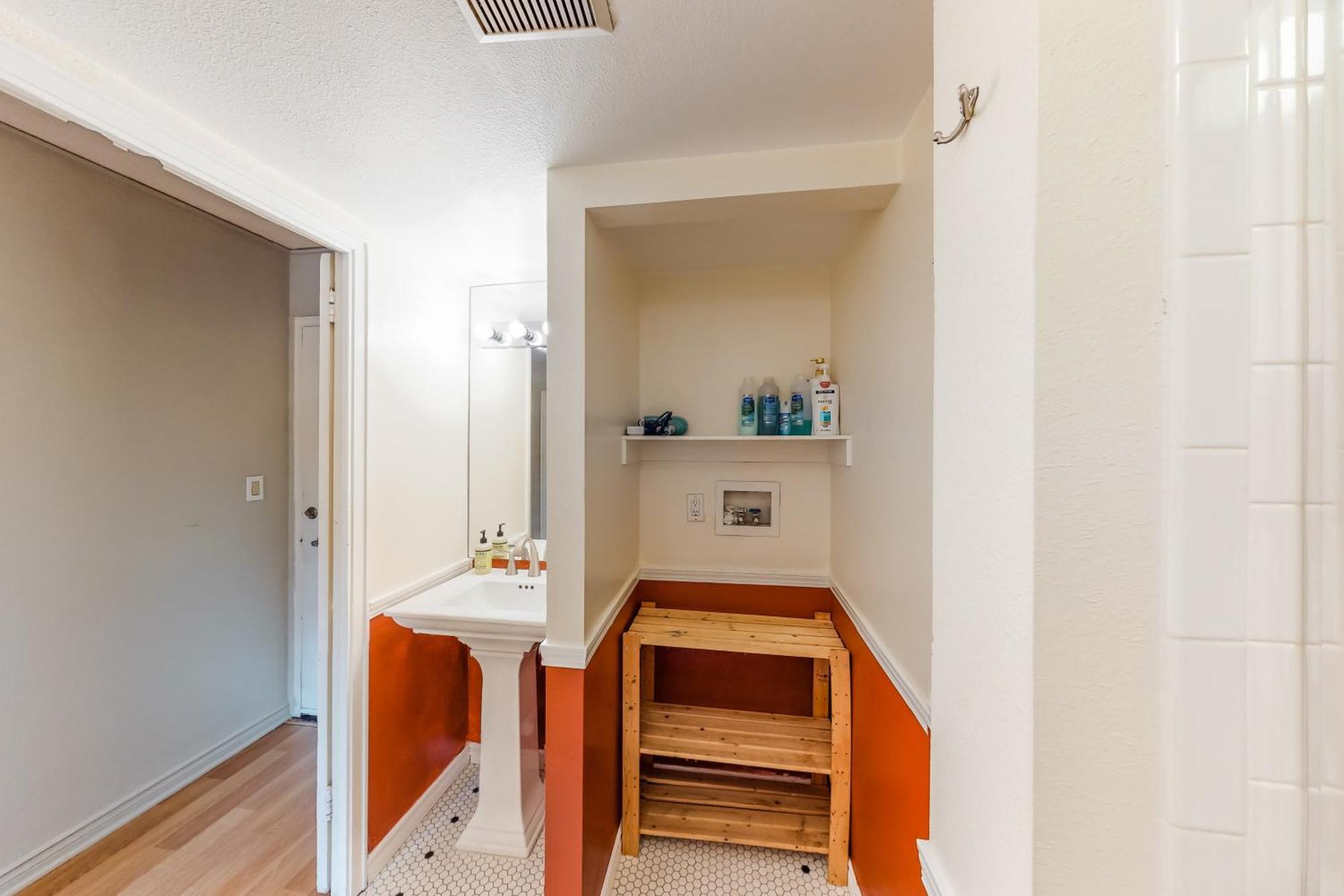 Convention Apartment Seattle
