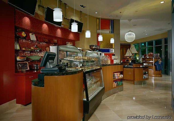 Marriott Waterfront Hotel 4*