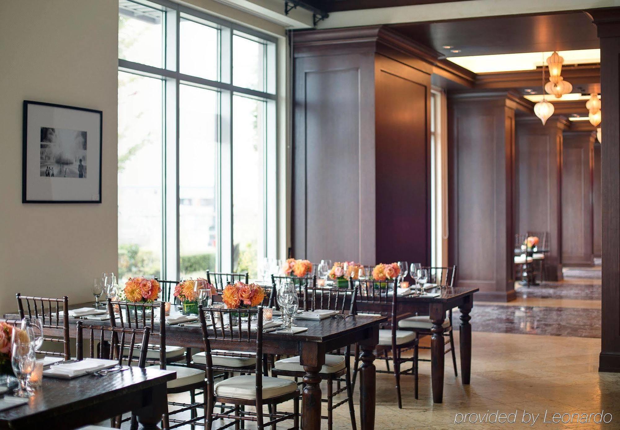 Marriott Waterfront Hotel 4*