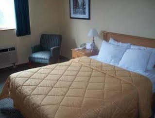 Days By Wyndham North Of Downtown Motel 2*