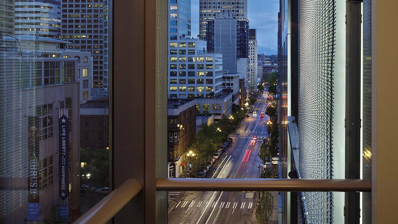 Four Seasons Hotel 5*