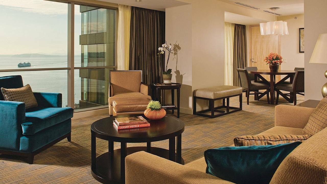 Four Seasons Hotel 5*