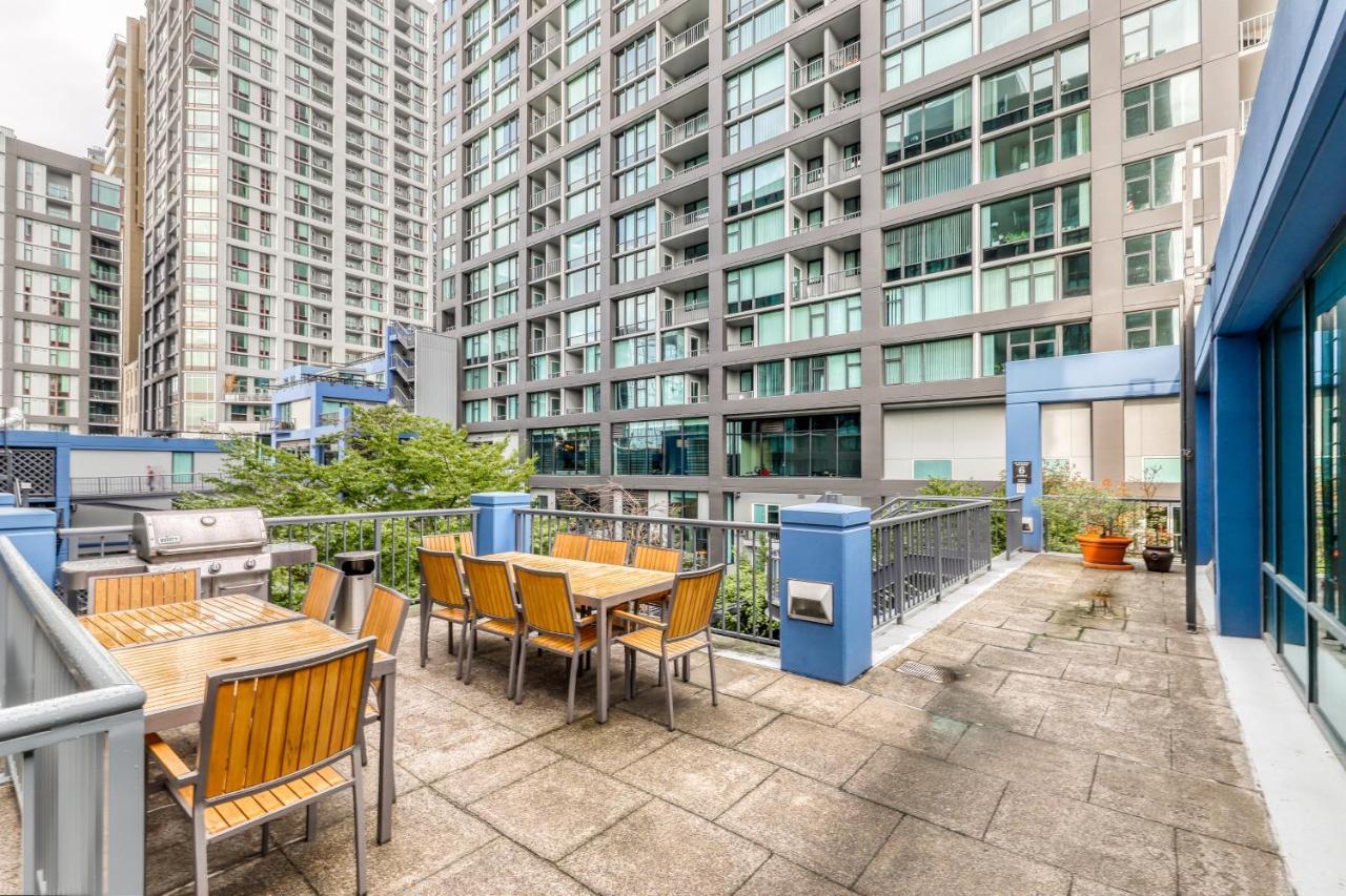 Apartment Harbor Steps Bay View Penthouse *