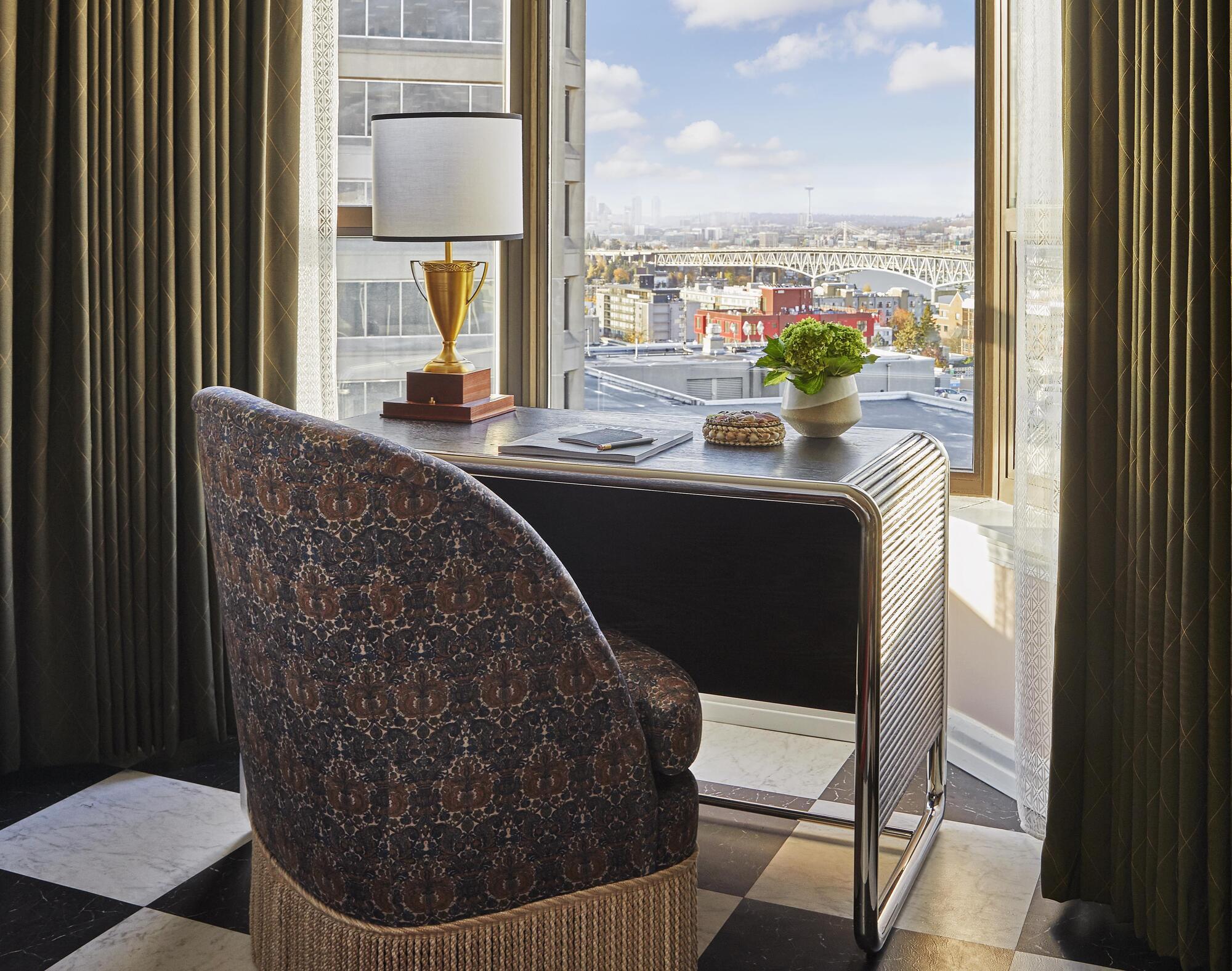 Graduate By Hilton Hotel Seattle