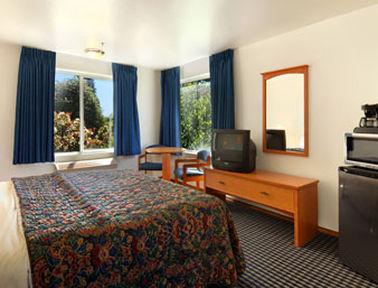 Days By Wyndham North Of Downtown Motel Seattle
