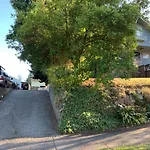 Comfy Sunny Room Near U-District And Downtown