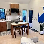 Greenwood Getaway