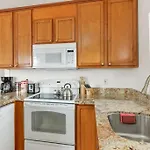 Beautiful Home, Central Location, Close To Beach