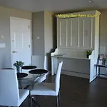 1-Bedroom Seaview Guesthouse On Seattle Luxury Estate With Views Of Olympic Mountains