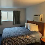 La Hacienda Motel