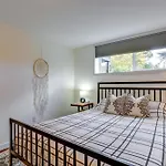 Bright And Beautiful Apt, 6 Mi To Dtwn Seattle!