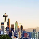 A-Seattle Urban Village- Lopez- Roof Top View Deck