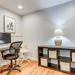 Modern Seattle Apartment Near Green Lake!