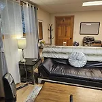 Furnished 1Br Apt With Equipped Office- North Seattle