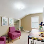 Krikwood Place
