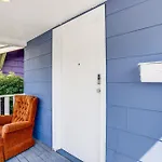 Family-Friendly Seattle Home In Green Lake!